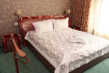 Люкс в Отеле Hotel Chayka